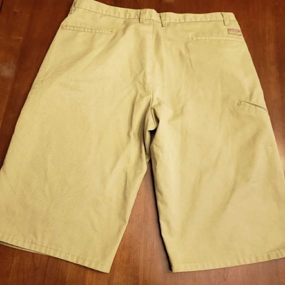 Dickies Utility Shorts Khaki 38x14.5 EUC